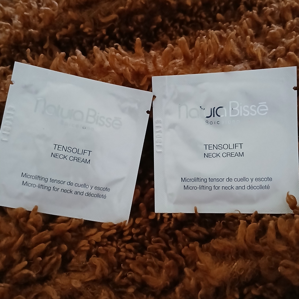 Natura Bissé Tensolift Neck Cream - White